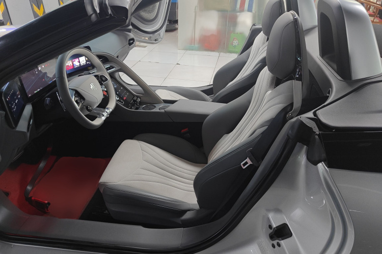 MG Cyberster 2024 immagine di auto #15