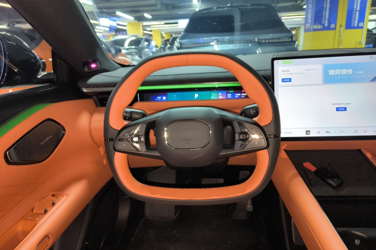 Lynk & Co 10 EM-P 2025 immagine di auto #15