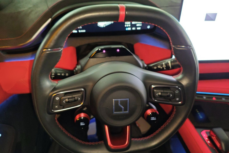 极氪 极氪001 FR 2024 汽车图片 #15