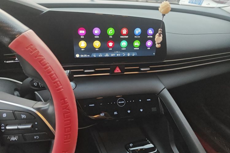 Hyundai Elantra 2021 immagine di auto #15