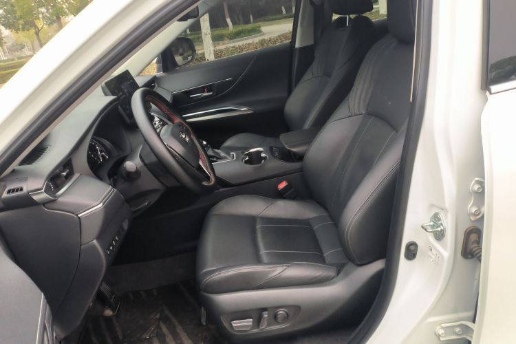 Toyota Harrier 2023 immagine di auto #15