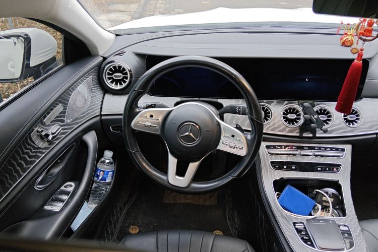 Mercedes-Benz CLS Class 2021 car image #15