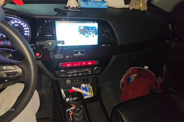 起亚 起亚K4 2015 汽车图片 #15