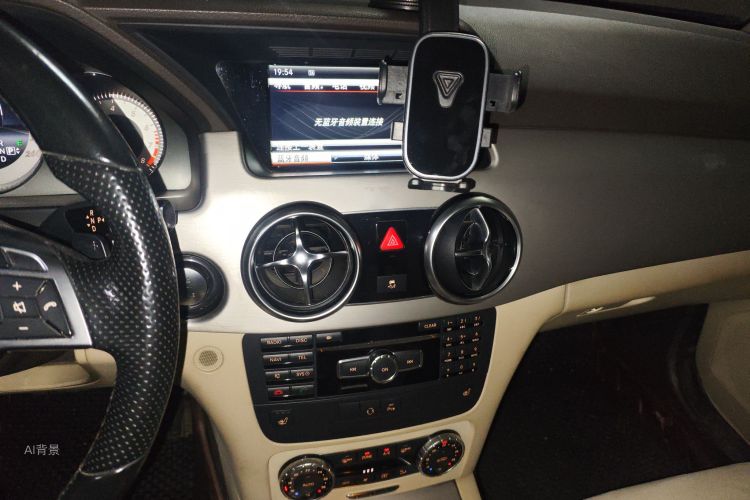 Mercedes-Benz GLK Class 2015 car image #15