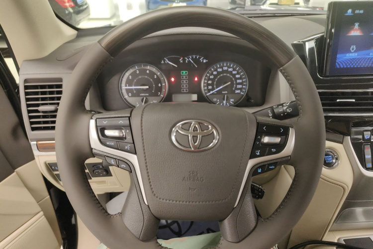 Toyota 2019 car image #15