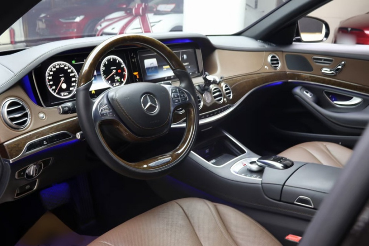 Mercedes-Benz S Class 2015 immagine di auto #15