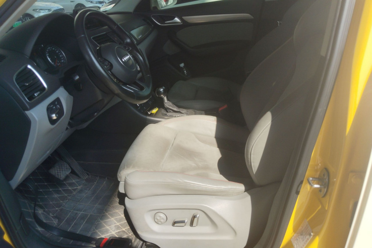 Audi Q3 2017 immagine di auto #15