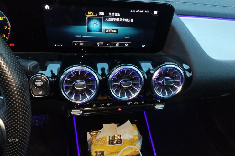 Mercedes-Benz GLA AMG 2022 car image #15