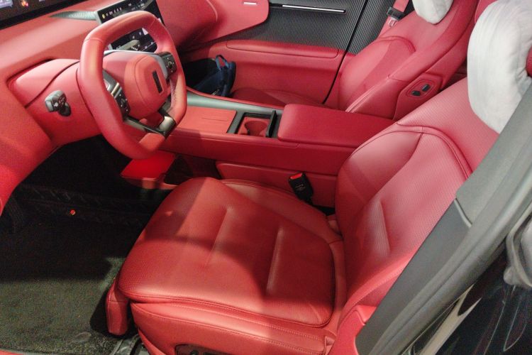 Avatr 12 2025 imagem de carro #15