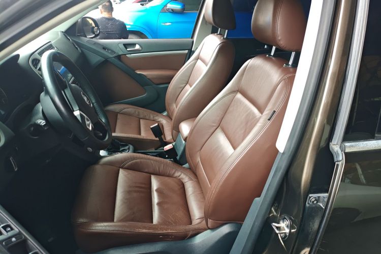 Volkswagen Tiguan 2015 car image #15