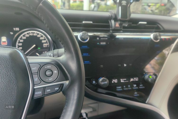 Toyota Camry 2021 car image #15