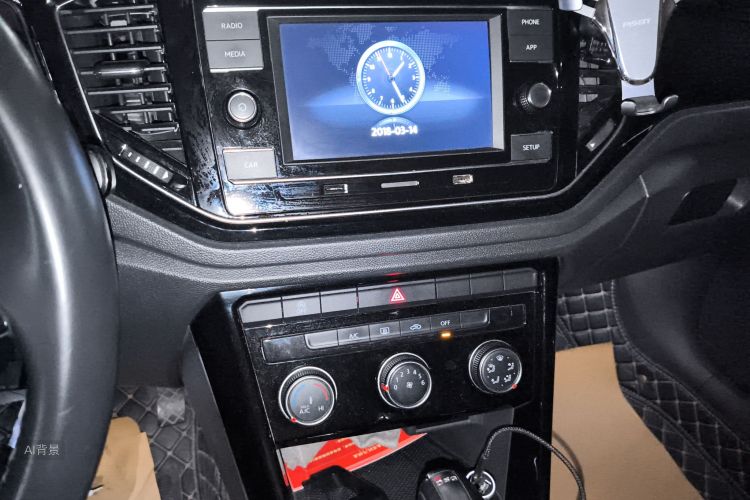 T-Roc 2018 #15 T-Roc 2018 car image #15