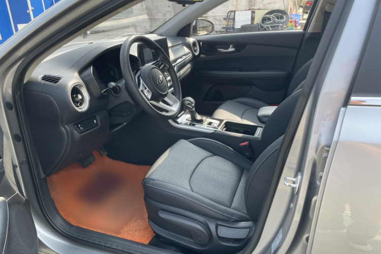 起亚 起亚K3 2020 汽车图片 #15