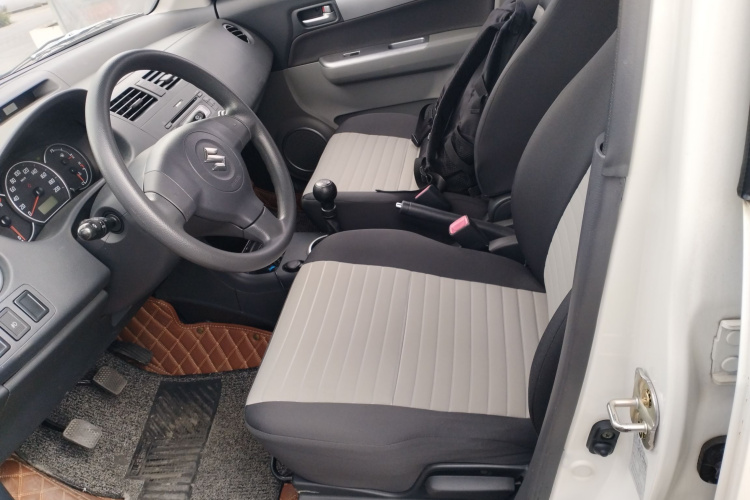 铃木 雨燕 2018 汽车图片 #15