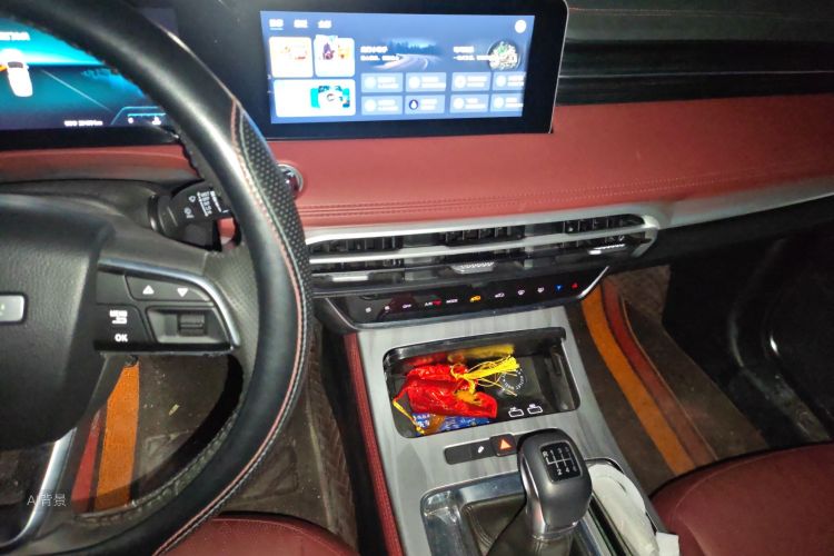 X70 PLUS 2022 #15 X70 PLUS 2022 car image #15