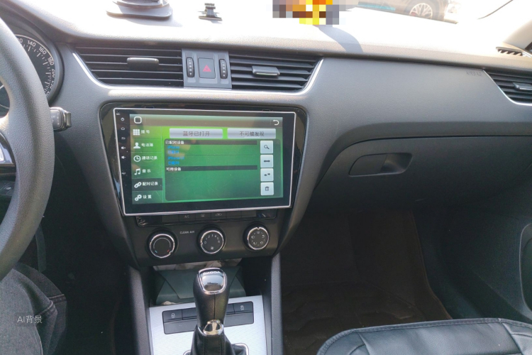 Skoda Octavia 2015 car image #15