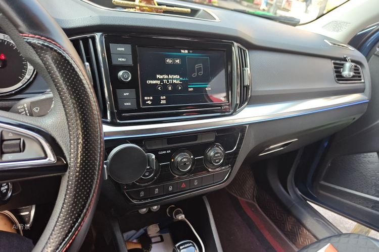 Skoda Kamiq 2019 #15 Skoda Kamiq 2019 car image #15