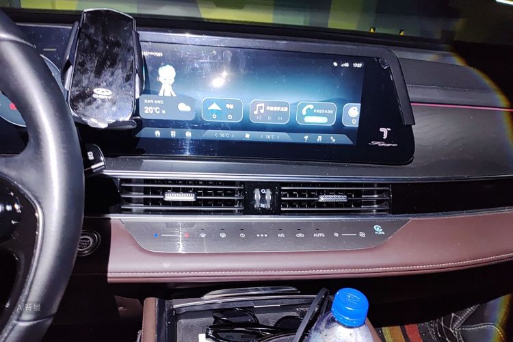 Chery Tiggo 8 PRO 2024 immagine di auto #15