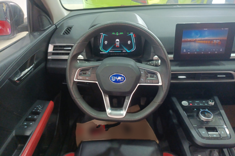 BYD e2 2019 imagem de carro #15