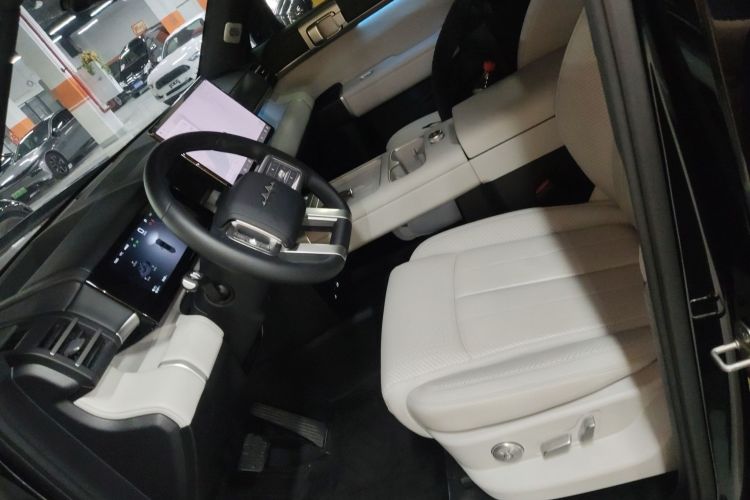 FangChengBao Tiger 7 2025 car image #15