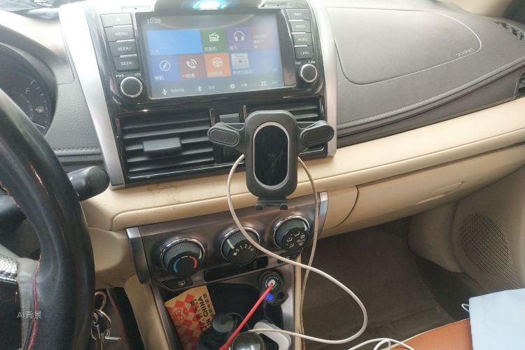 Toyota Yaris L Zhixuan 2014 immagine di auto #15