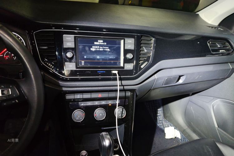 T-Roc 2019 car image #15