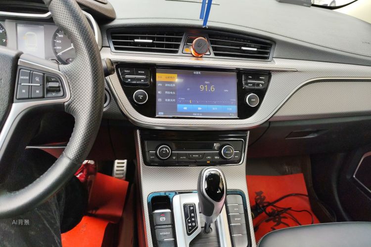 GEELY Emgrand GS 2017 car image #15