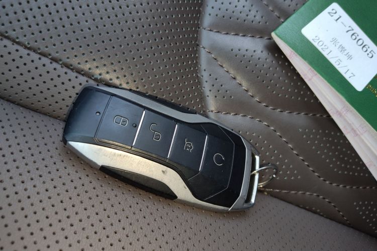 BYD Han 2021 car image #15