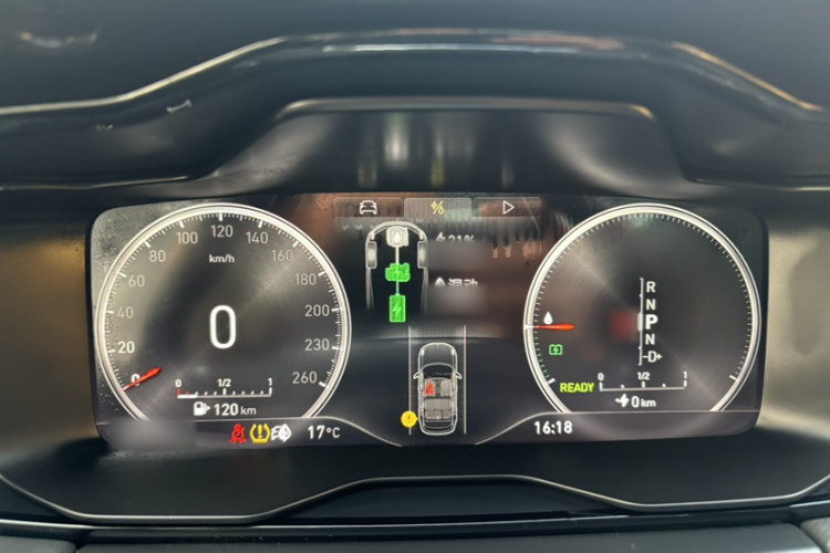 Lynk & Co 01 EM-P 2018 car image #15