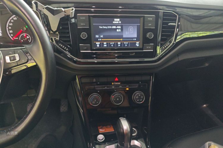 T-Roc 2019 #15 T-Roc 2019 car image #15