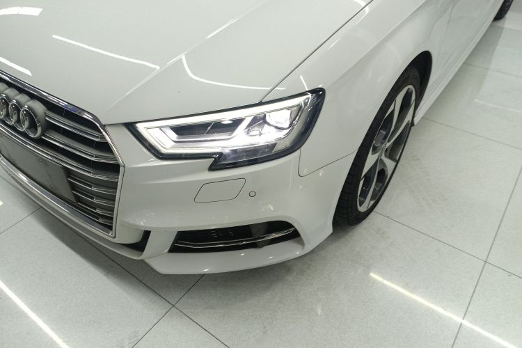 Audi A3 2019 car image #15