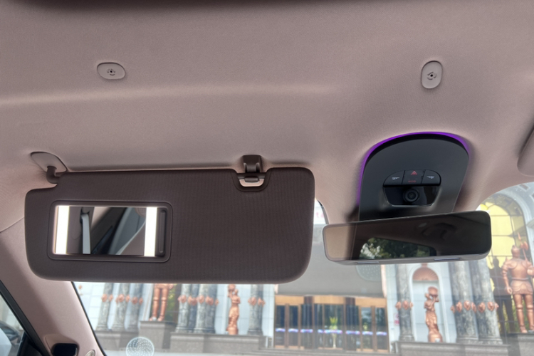 Avatr 07 2025 car image #15