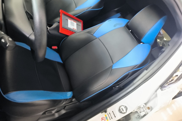 Toyota C-HR 2019 car image #15