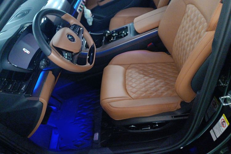 BYD Han 2022 car image #15