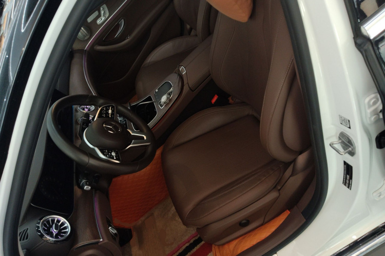 Mercedes-Benz E Class 2020 car image #15