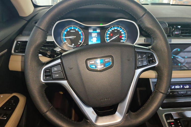 Emgrand 2018 #15 Emgrand 2018 car image #15