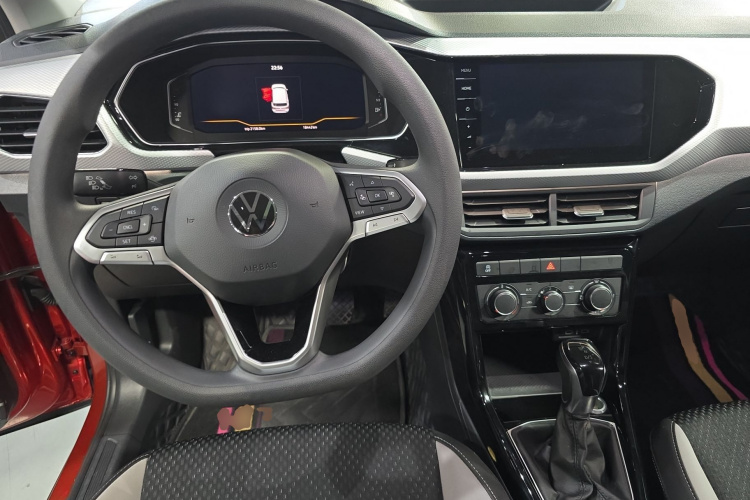 Volkswagen Tacqua 2021 car image #15