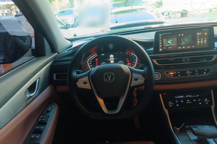 长安 长安CS75 2025 汽车图片 #15