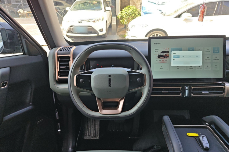 2025 car image #15