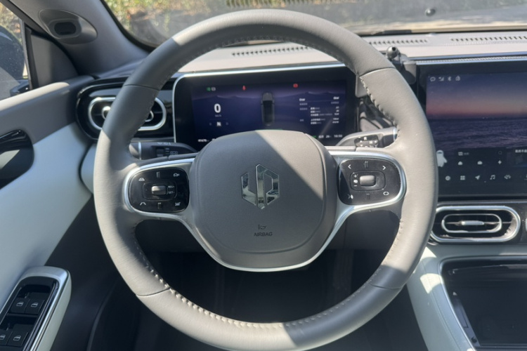 零跑汽车 零跑C01 2023 汽车图片 #15