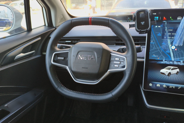 哪吒汽车 哪吒AYA 2024 汽车图片 #15