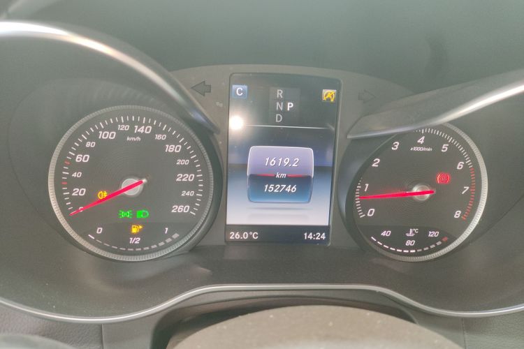 Mercedes-Benz GLC Class 2016 صورة سيارة #15