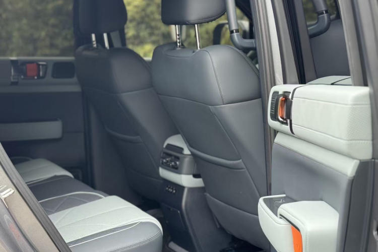 FangChengBao Leopard 5 2025 изображение автомобиля #15