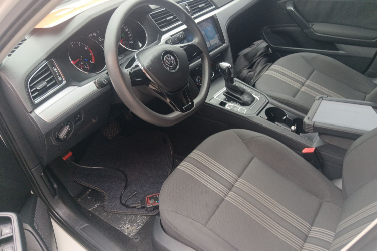 Volkswagen Lamando 2018 immagine di auto #15