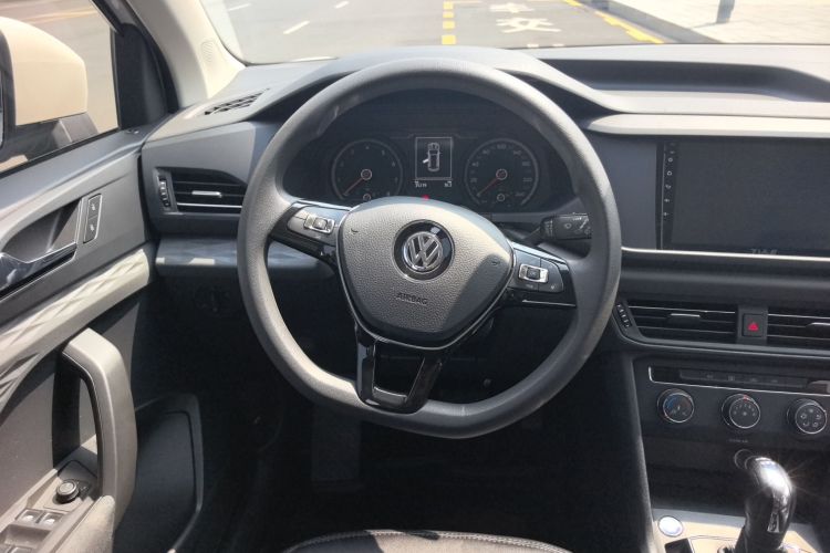 Volkswagen Tharu 2021 #15 Volkswagen Tharu 2021 car image #15