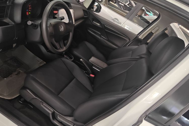 Honda Fit 2015 car image #15