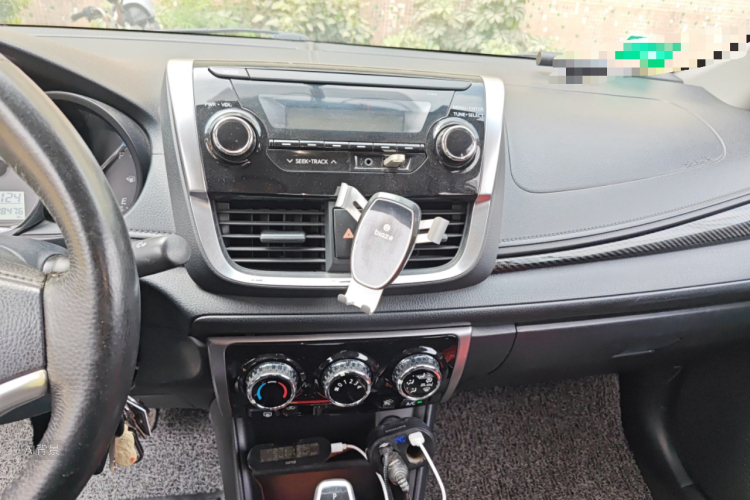 Toyota Yaris L Zhixiang 2018 immagine di auto #15