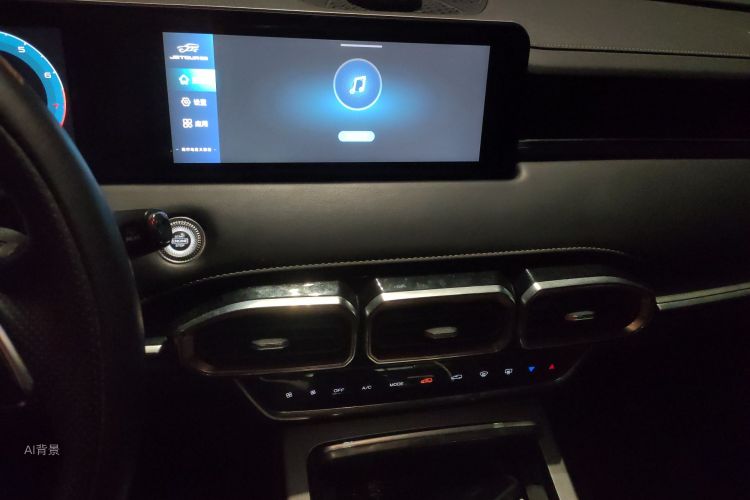 X70 PLUS 2022 car image #15