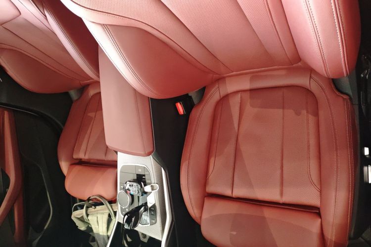 BMW 4 Series 2023 car image #15