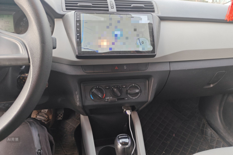 Skoda Fabia 2016 immagine di auto #15